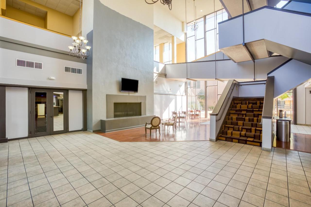 Oyo Hotel Tulsa I-44 Midtown Eksteriør billede